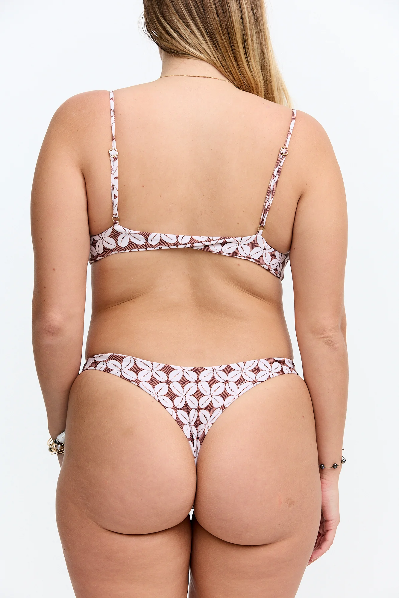 Flora Bottom - Cowrie Basket - Image 10