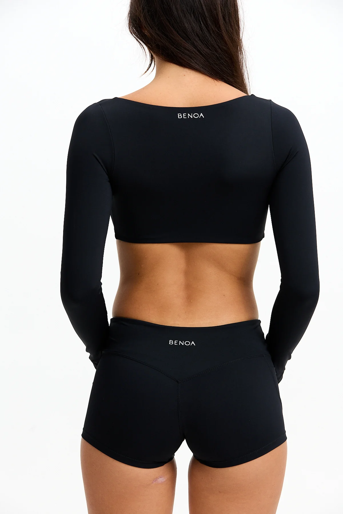 Long Sleeve Active Crop Top - Black - Image 10